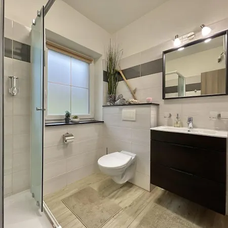 Grun -vratna-paseky Lägenhet